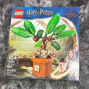 Never opened LEGO Harry Potter Mandrake in Brown Pot with Green Leaves